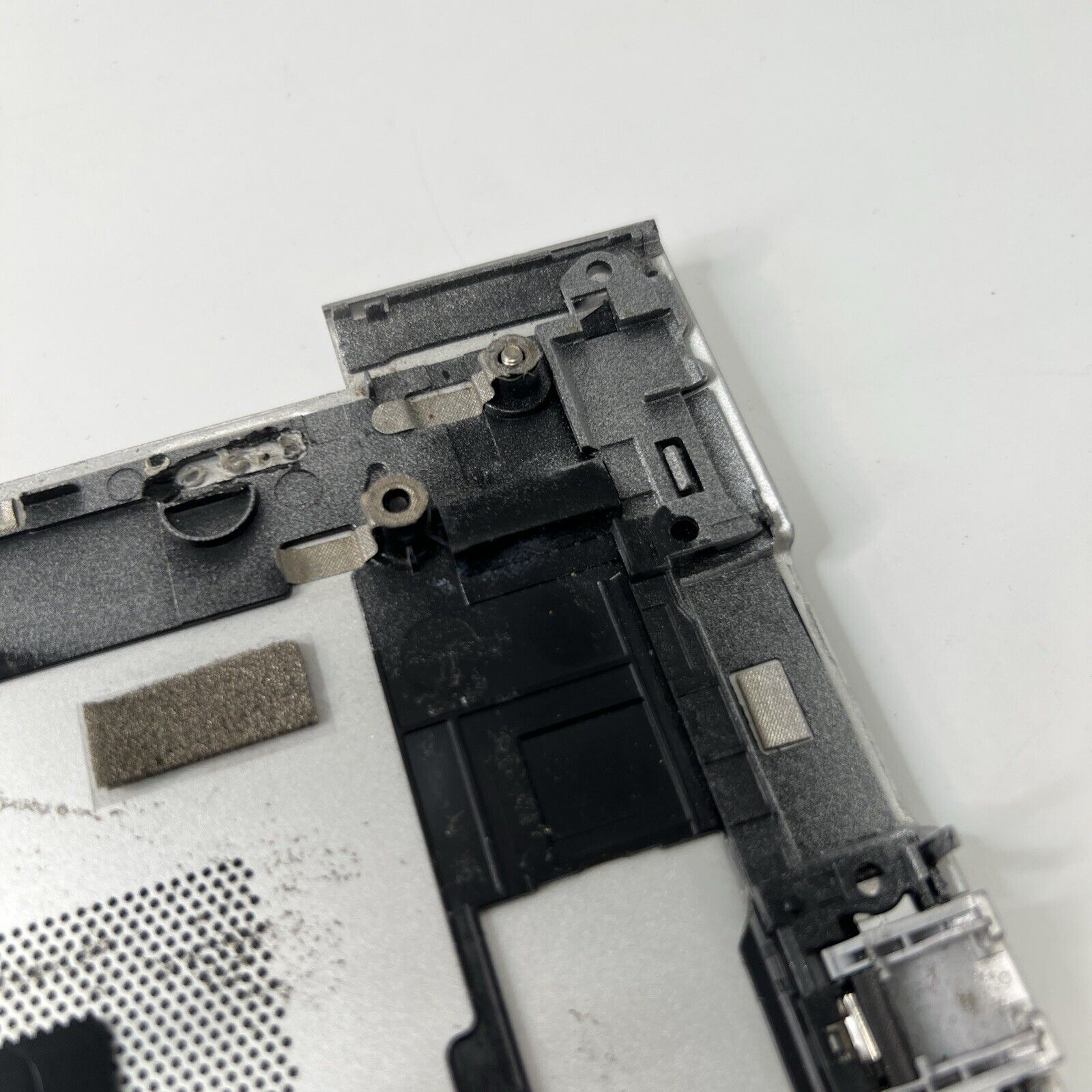 Genuine HP EliteBook 840 G5  745 G5  840 G6 Bottom Base Cover Silver