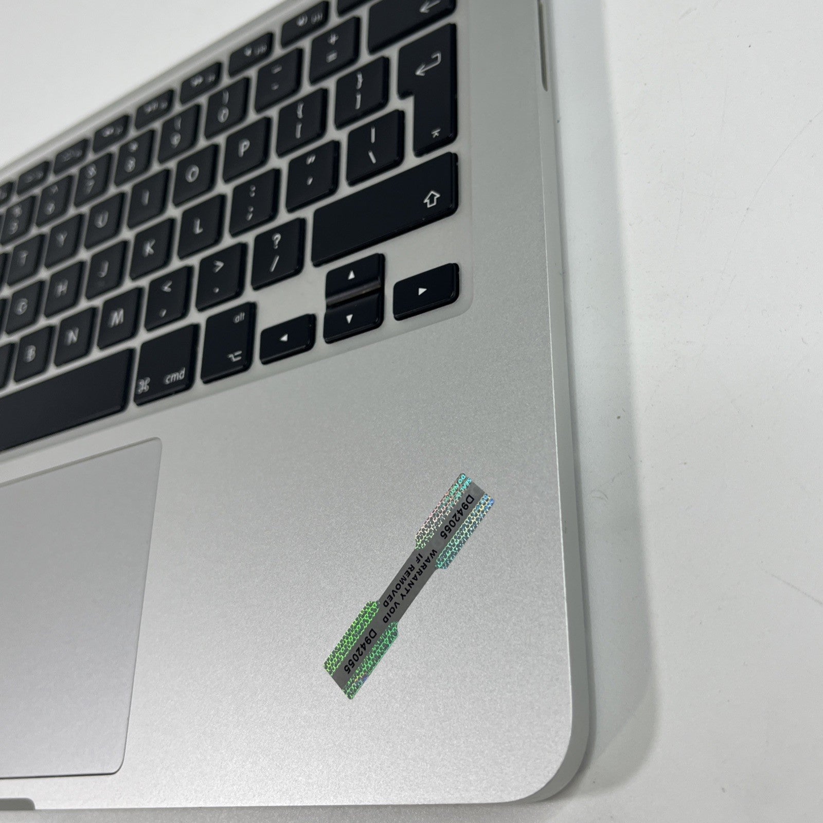 MacBook Pro Retina, 13-inch, Mid 2017 A1502 Palmrest UK Keyboard Touchpad Batter