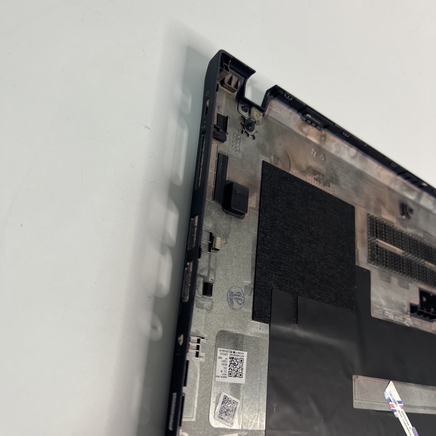 Genuine Black Lenovo ThinkPad T14  P14s Gen 2 Bottom Base Cover Ap1Vb000