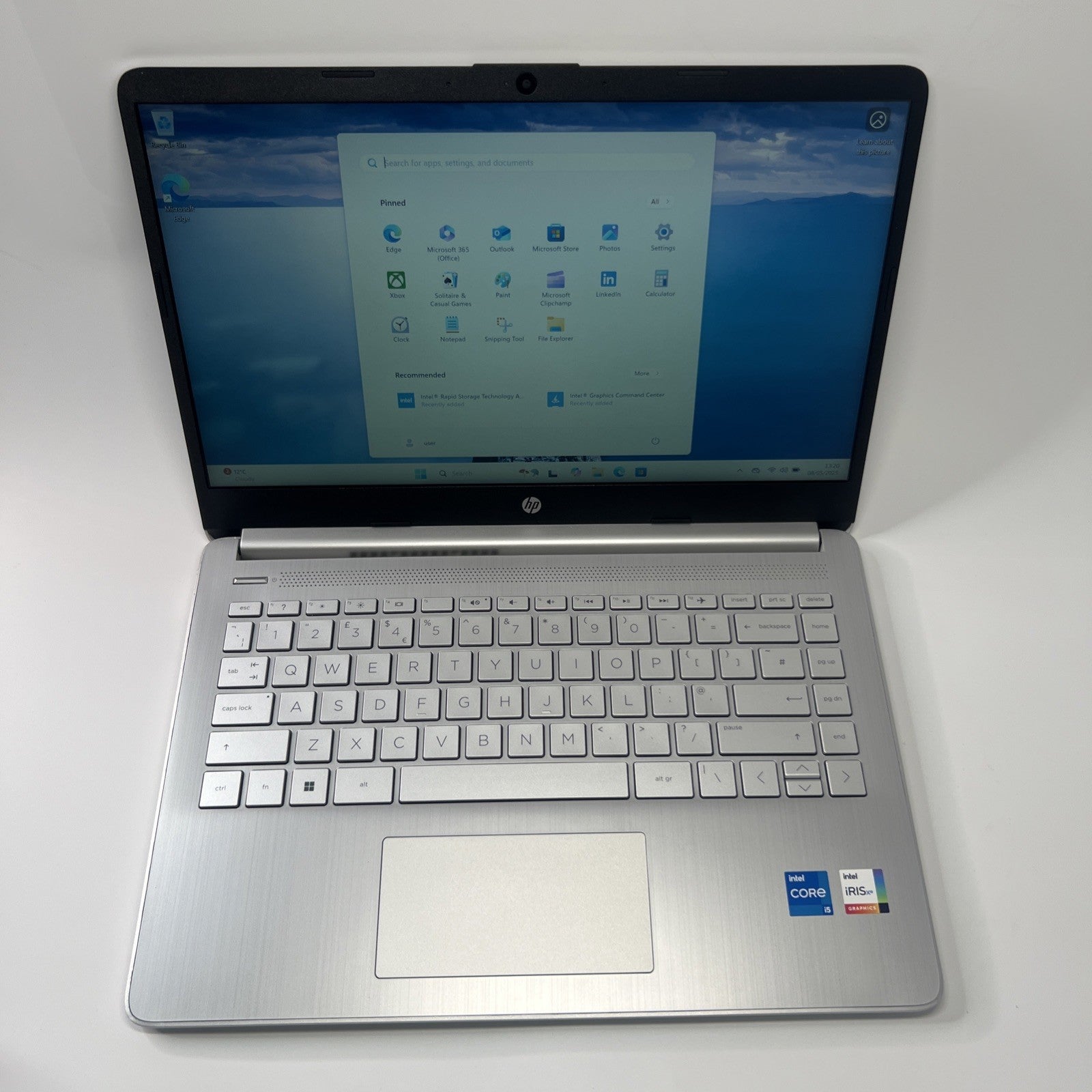 HP 14s-dq2512sa 14" FHD Intel Core i5-1135G7 256GB SSD 8GB RAM Windows 11 Laptop