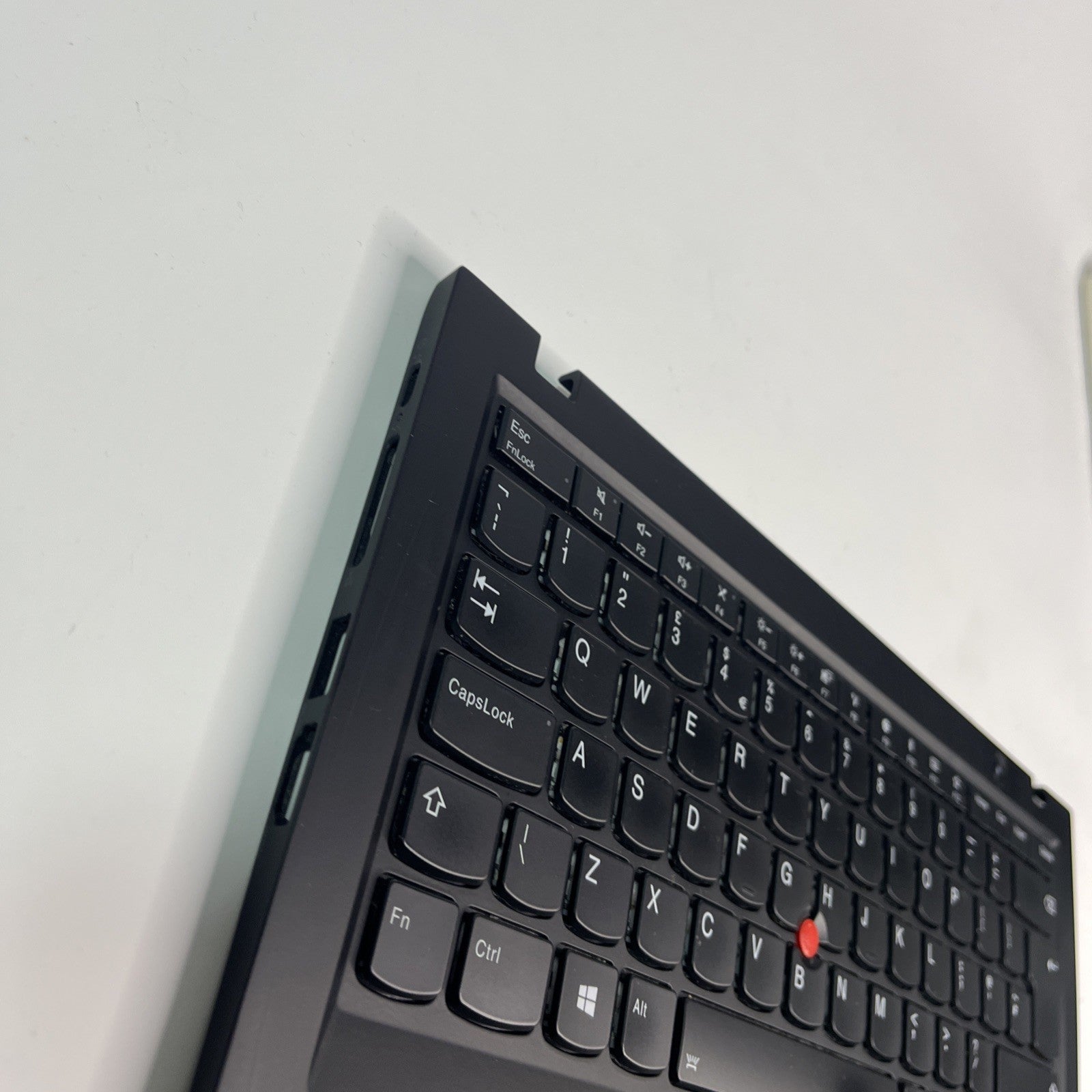 Genuine black Lenovo ThinkPad X1 Carbon 6th Gen Complete UK Palmrest SN20p38734