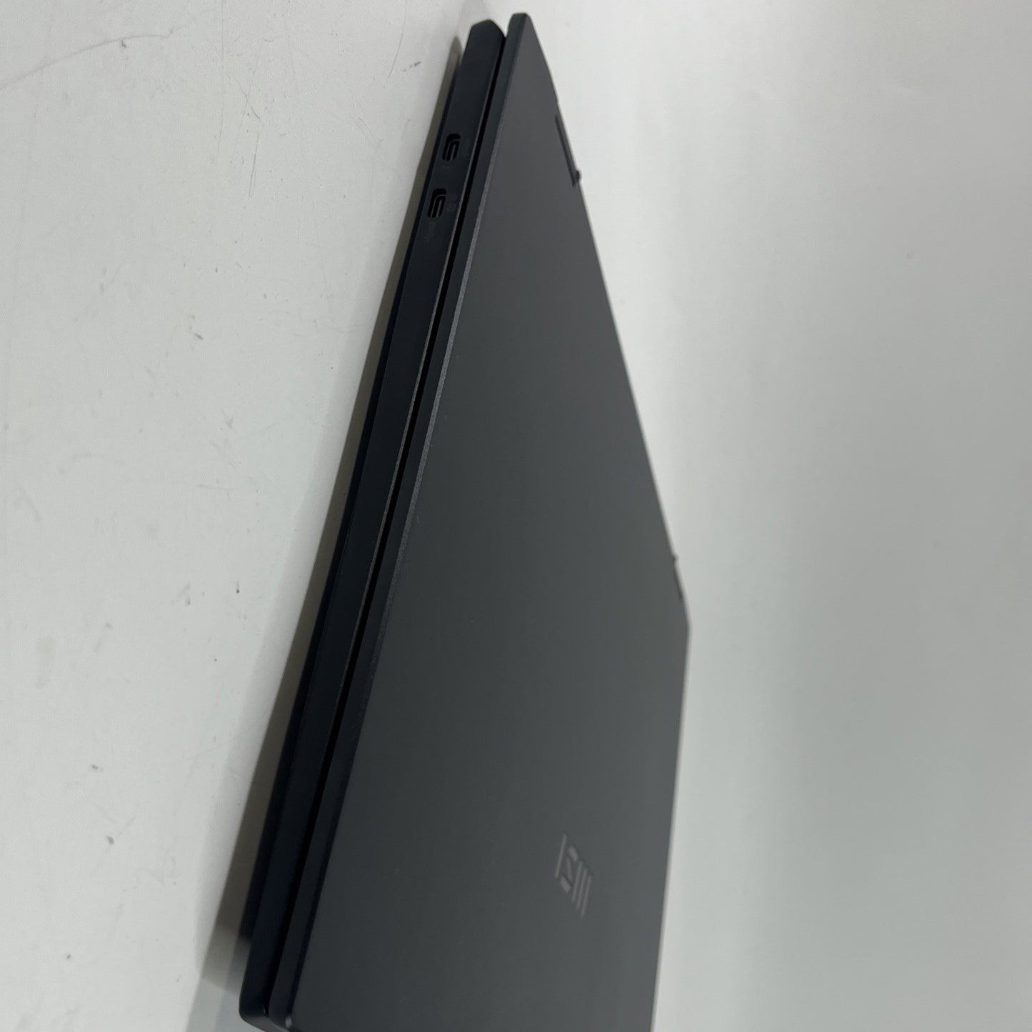 MSI Summit E16 AI Studio A1VFTG Intel Core Ultra 7 32GB 2TB RTX4060.Grade A