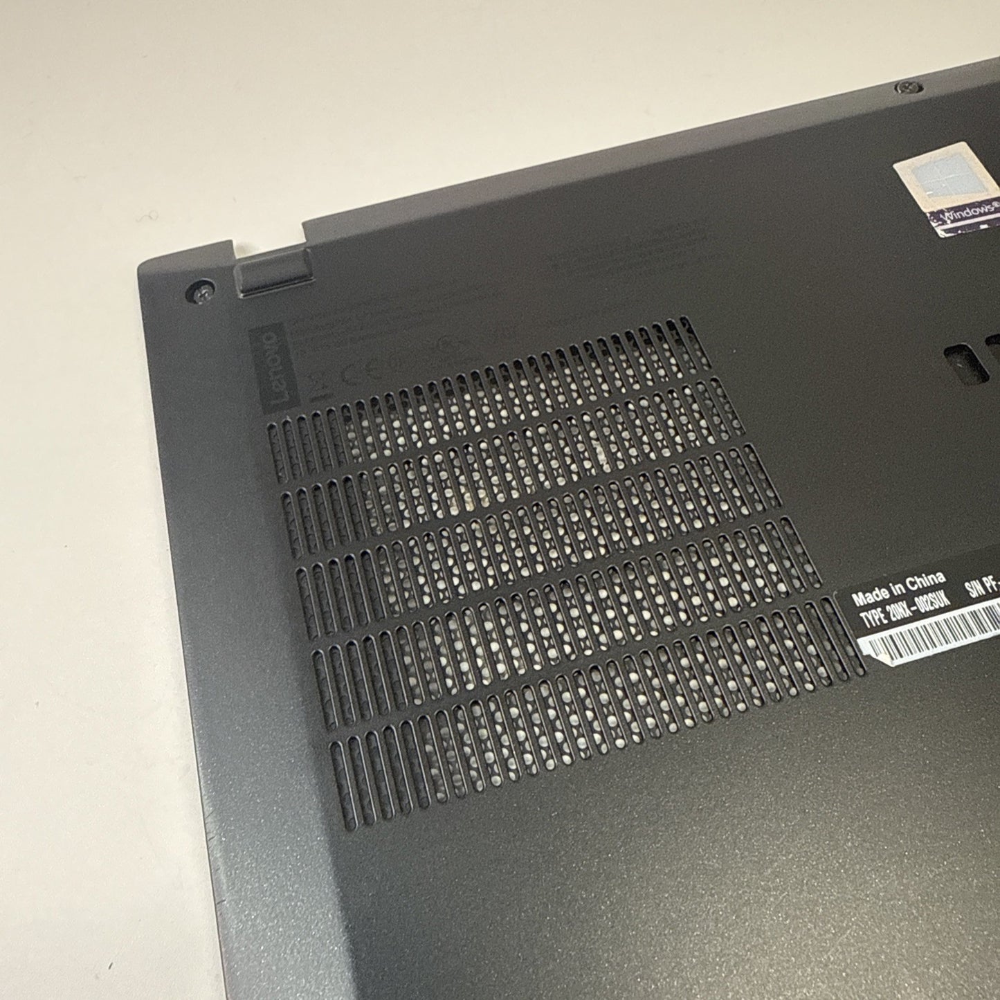 Genuine Lenovo Thinkpad T490s Bottom Base Cover AM1BR000100 Black