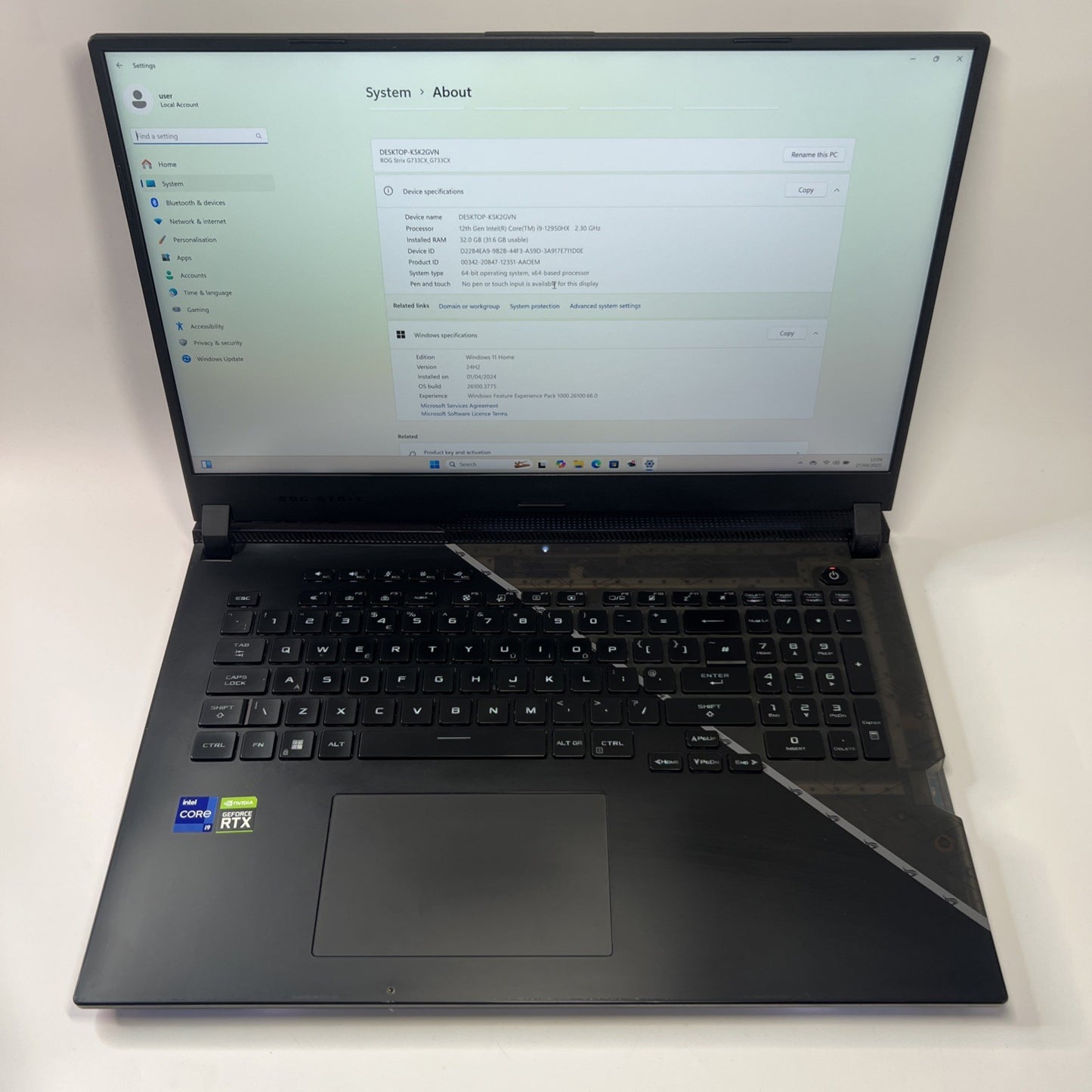 ASUS ROG Strix SCAR 17 SE G733 17.3" i9-12950HX RTX 3080Ti 32GB RAM 1TB SSD