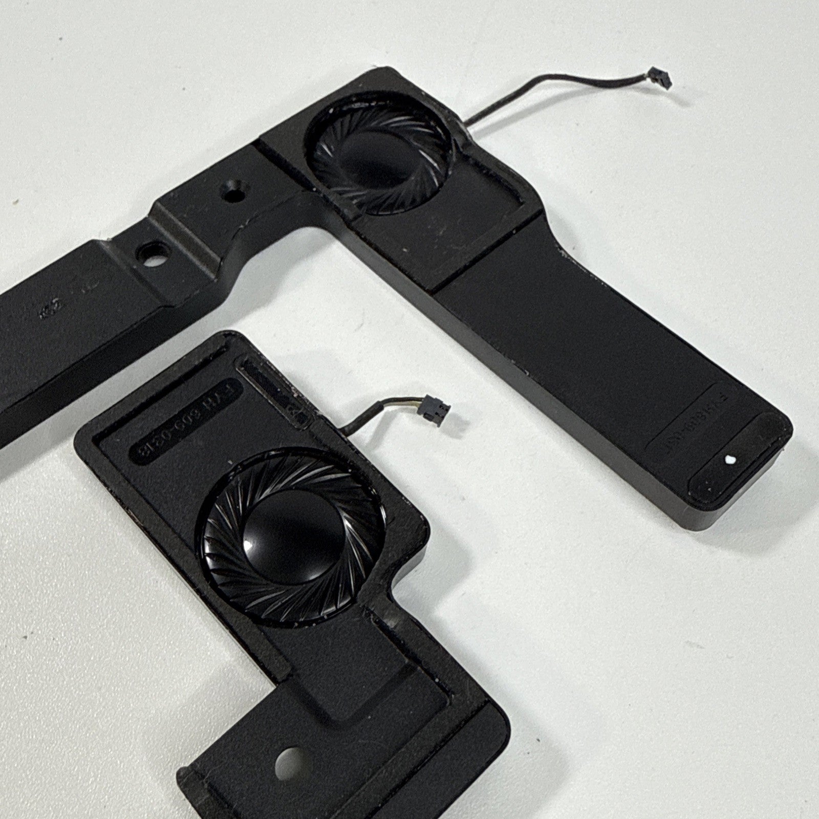 Apple MacBook Air A1369 Mid 2011 13" Speakers Set Right Left Genuine