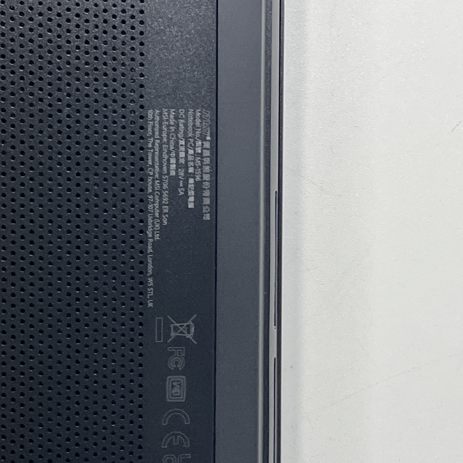 MSI Summit E16 AI Studio A1VFTG Intel Core Ultra 7 32GB 2TB RTX4060.Grade A