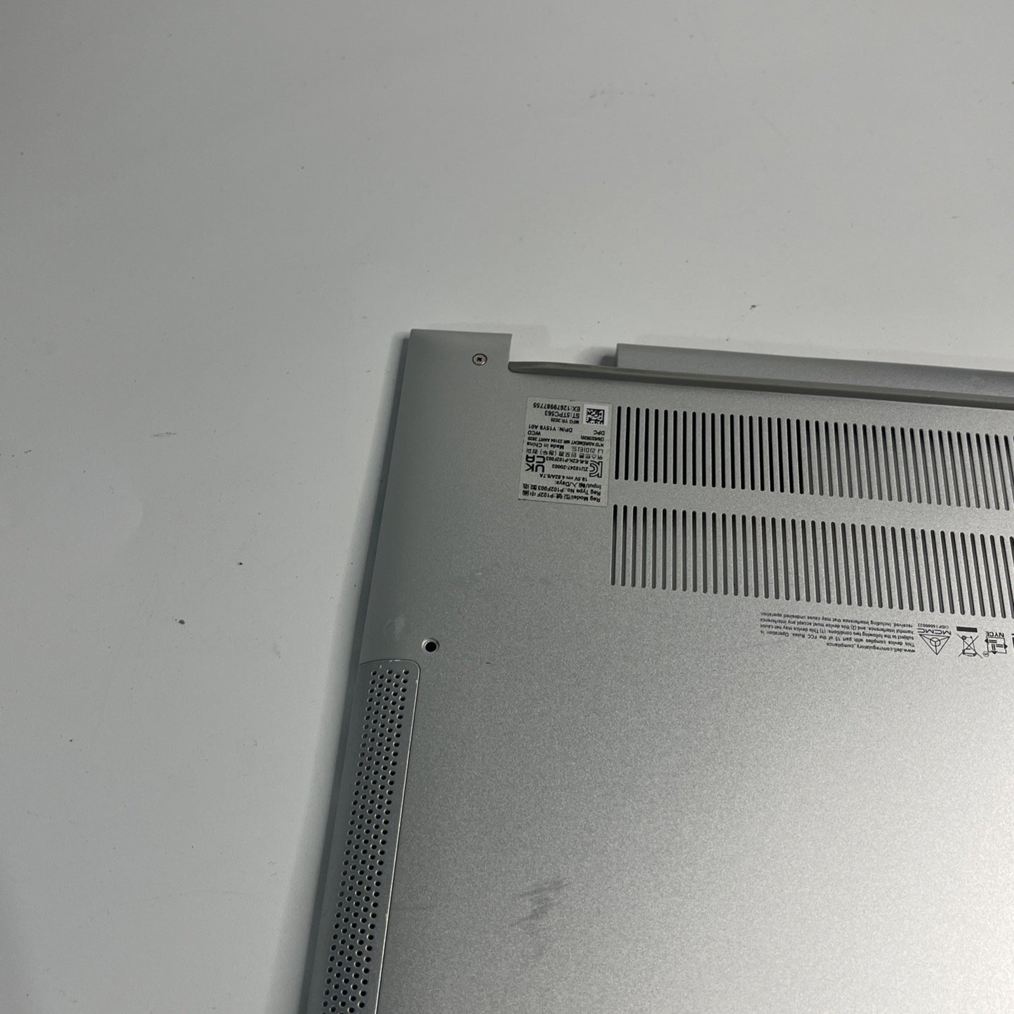 Genuine Sliver Dell Inspiron 7501 Bottom Cover Case Cn-0VFPVN-CNT00