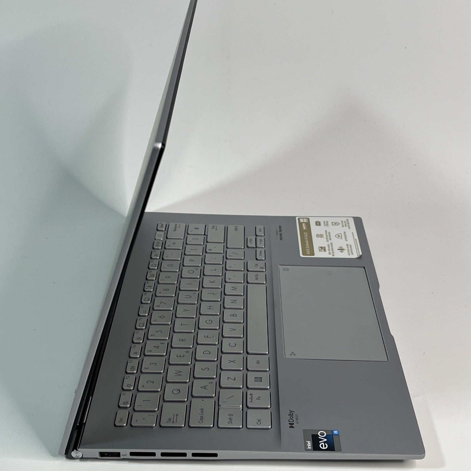 ASUS ZenBook 14 Ux3402V OLED 90Hz Laptop- i5-1340P,16GB RAM,256GB SSD,Windows 11