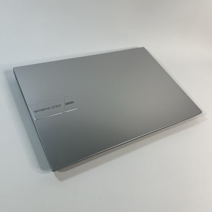 ASUS Vivobook M1605YA 16.0" Laptop AMD Ryzen 5-7430U 16GB RAM 512 Windows 11