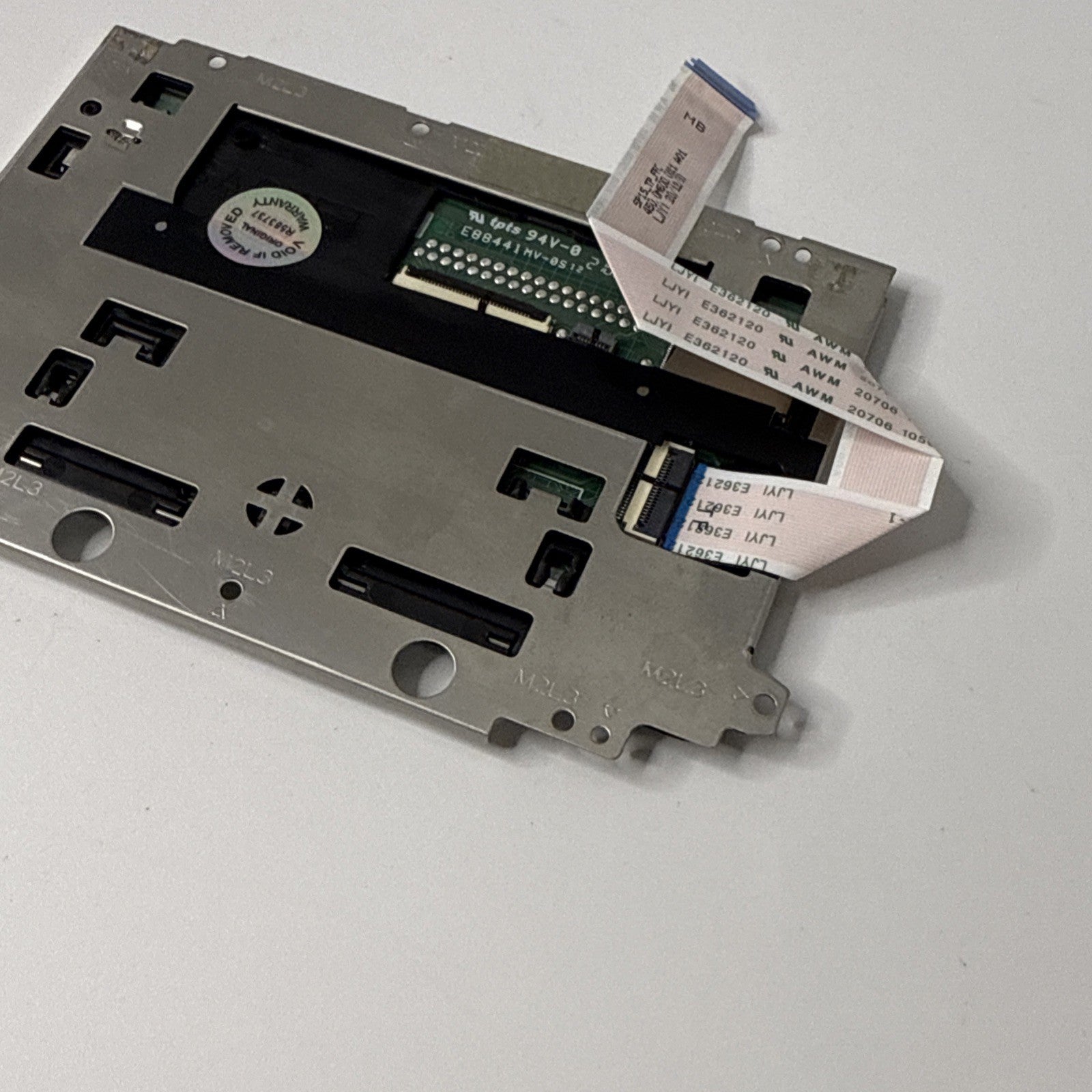 DELL LATTITUDE 5520 Touchpad Trackpad Clickpad Mouse Board + CABLE 0M60E