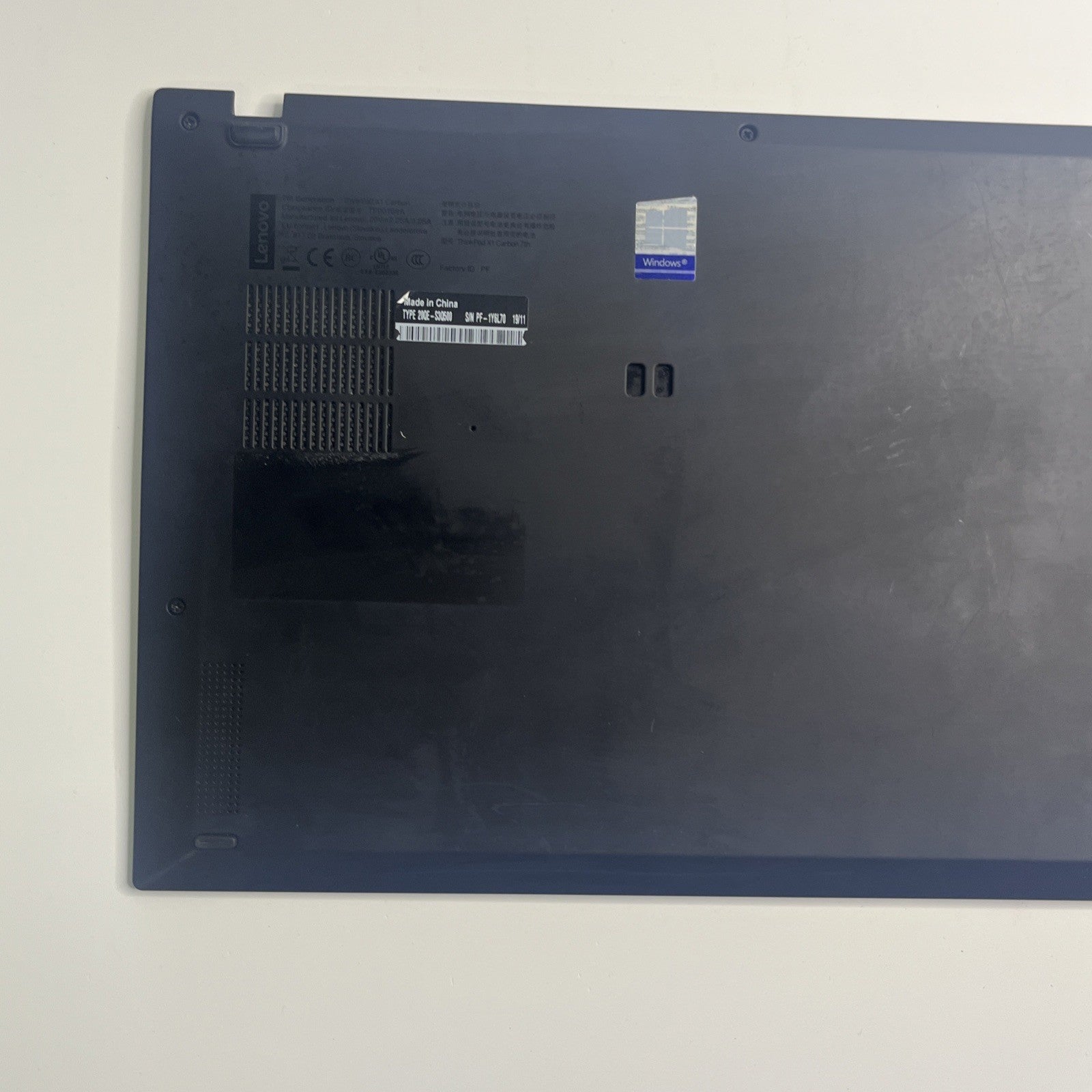 Genuine black ck Lenovo ThinkPad X1 Carbon 7th Gen Bottom Base Cover.
