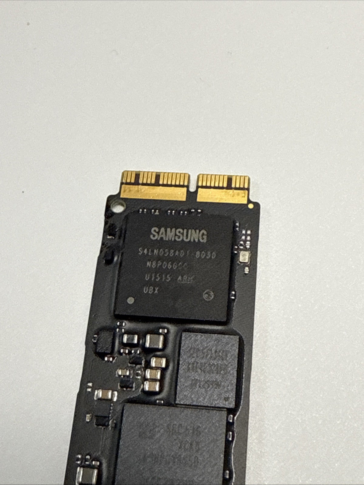 256GB SSD For Apple MacBook A1502 A1398 A1466 Samsung MZ-JPV2560 655-1858