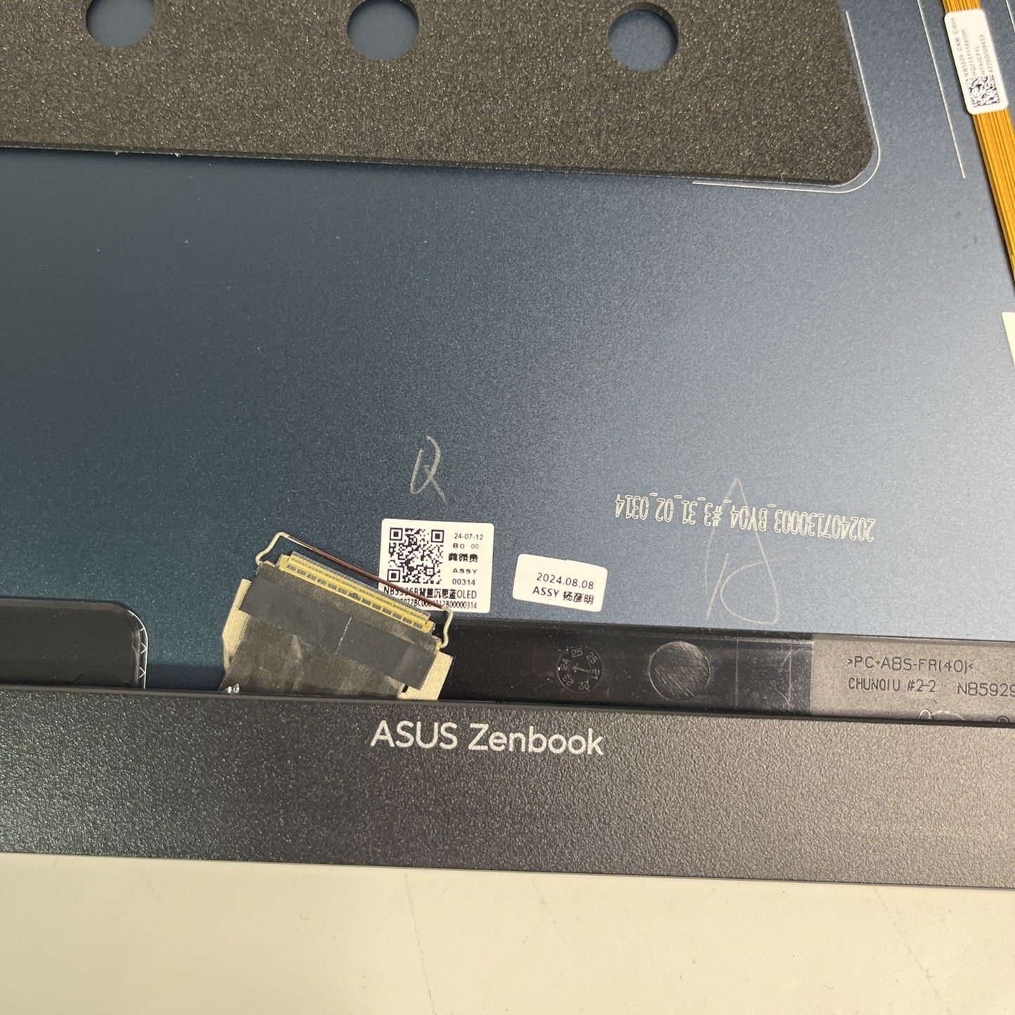 Blue ASUS ZENBOOK 14 FLIP OLED UX3402V Complete Top Lid Assembly With Cables