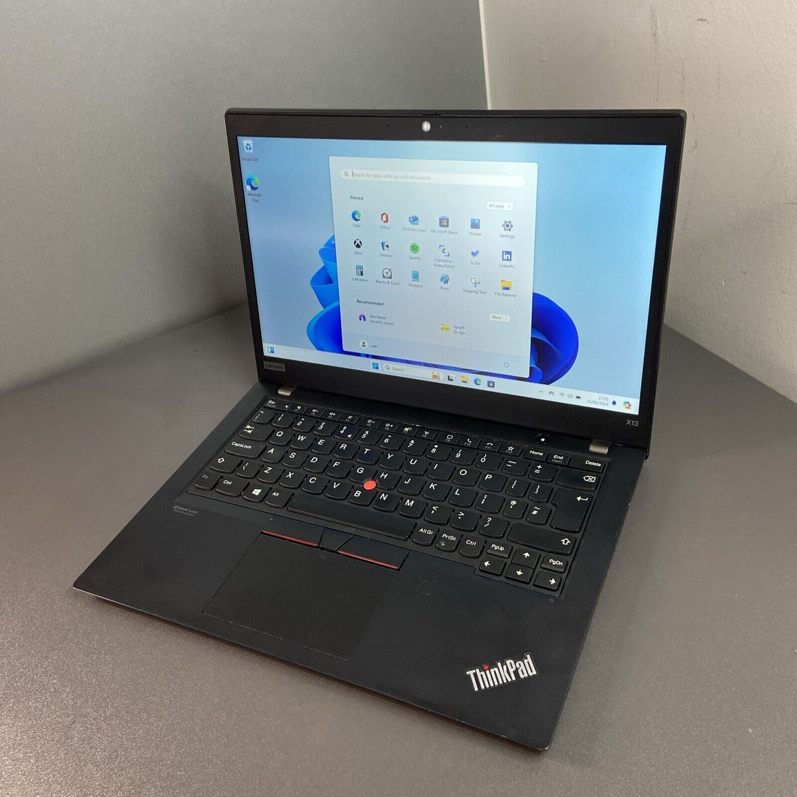 Lenovo  X13 GEN1 Laptop i3-10110U  10TH GEN 8GB RAM 256GB SSD Windows 11 Pro