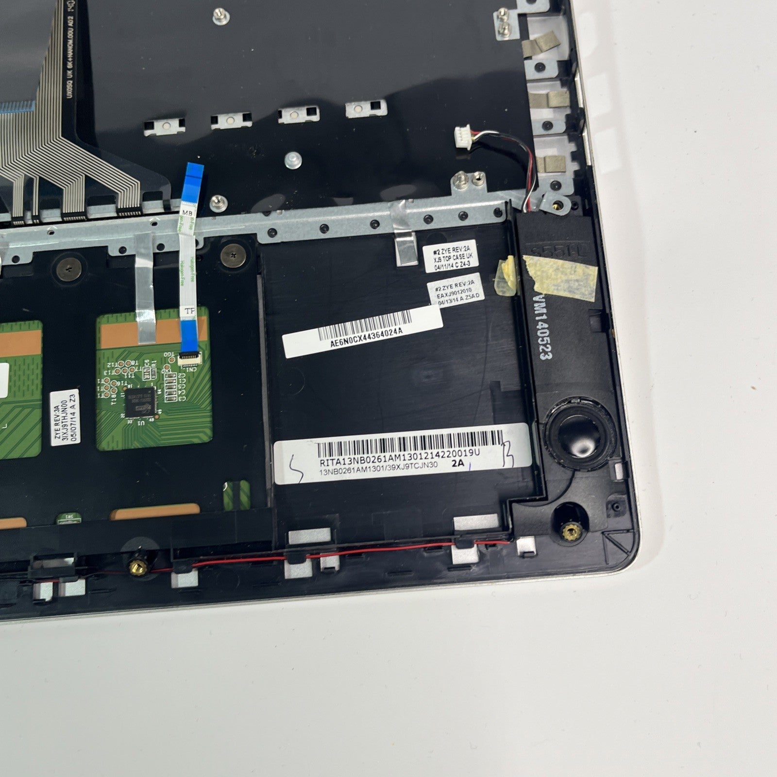 Genuine Silver Asus K551L Complete Palmrest, Keyboard,Usb Board & Spk 13NB0261AM