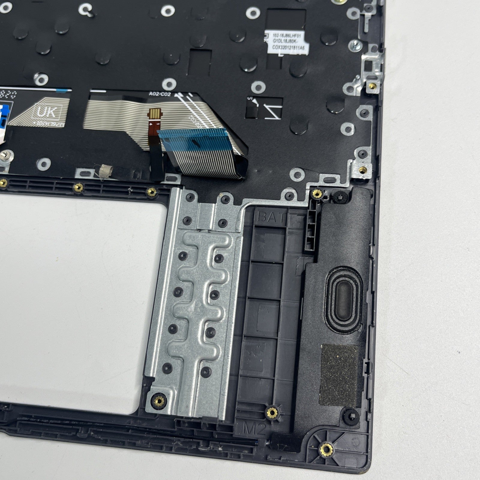 Genuine Grey Dell Latitude 3510 Palmrest Keyboard And Speakers  Missing Keys.