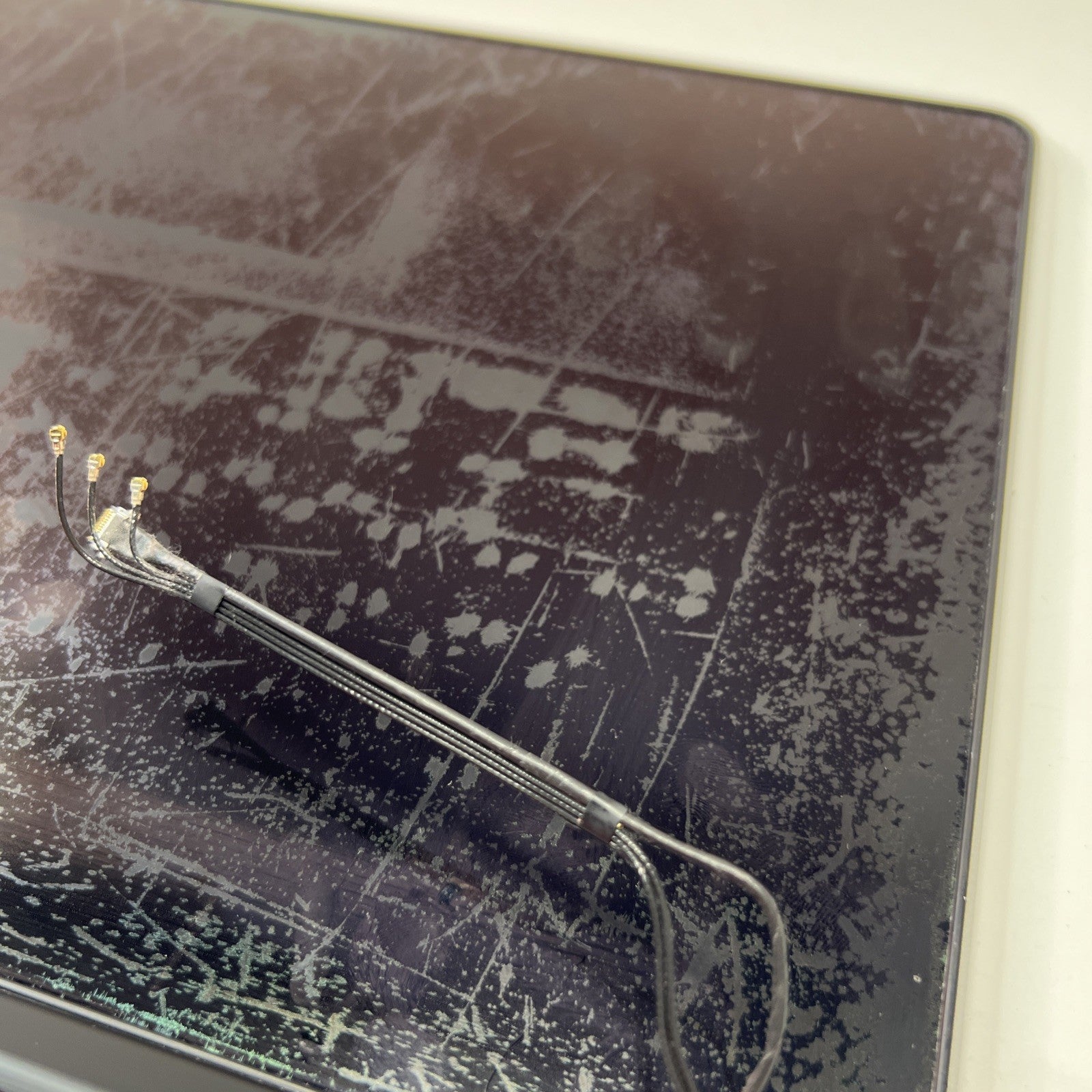 MacBook Pro A1398 15” Screen Assembly Mid 2015 (Poor Antiglare Coating)