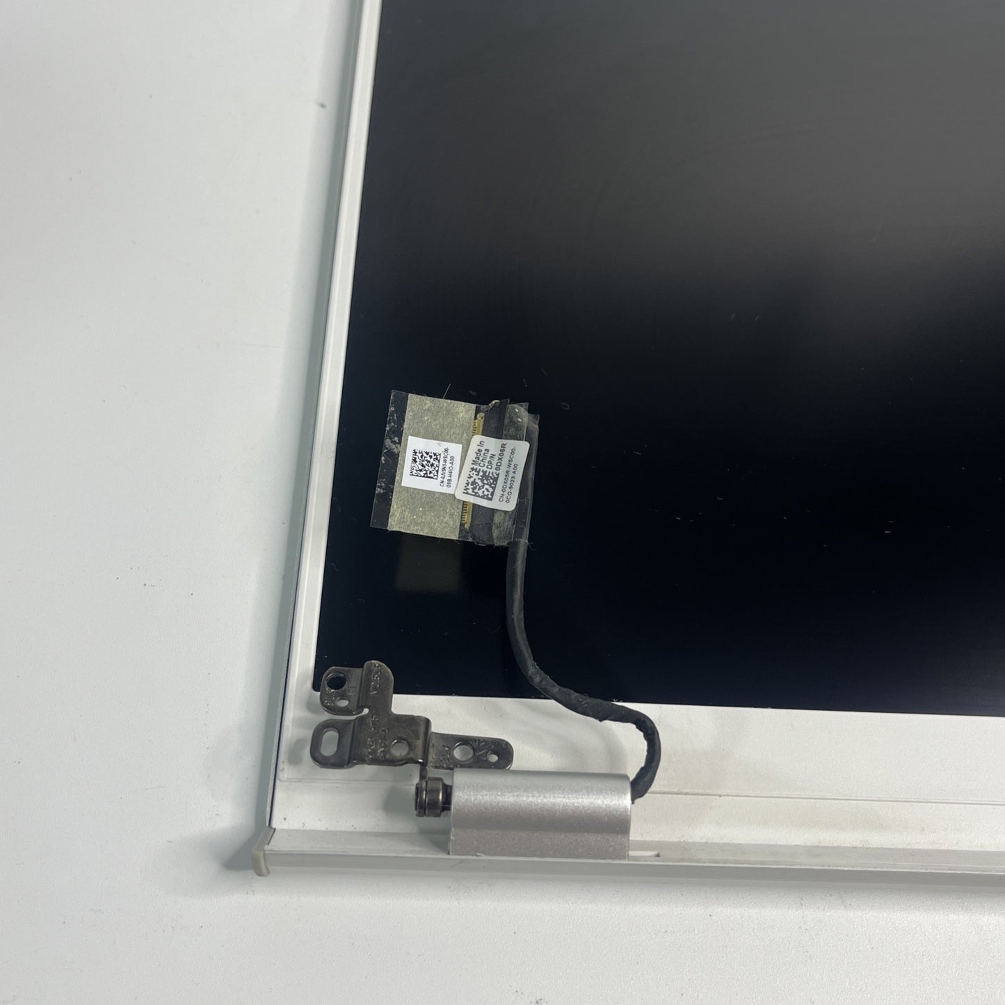 Dell Inspiron 7501 LCD Complete Screen Assembly Top Lid Cover Silver Cables