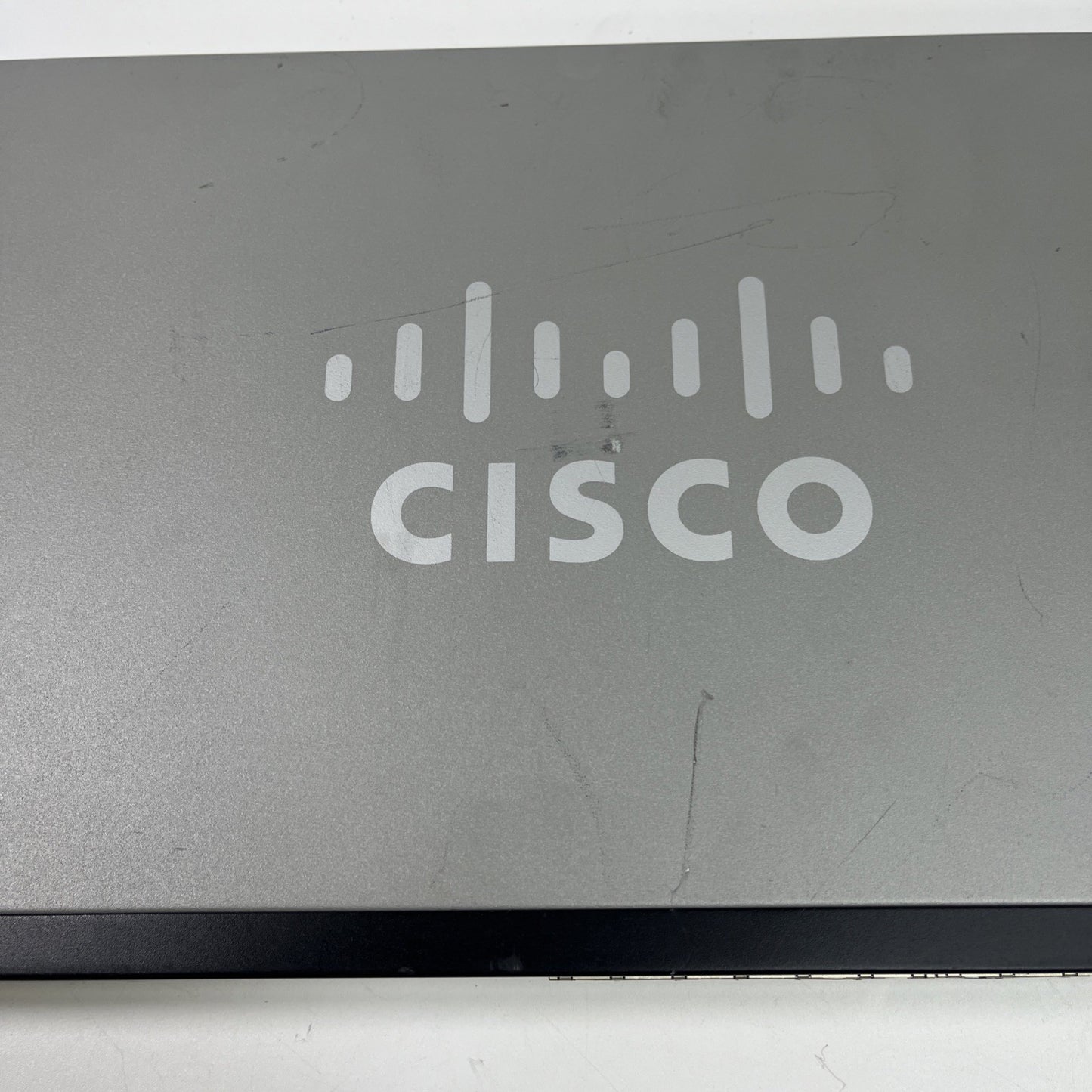Cisco SG200-26P 26-Port Gigabit PoE Smart Switch - Black, FEW MINOR.