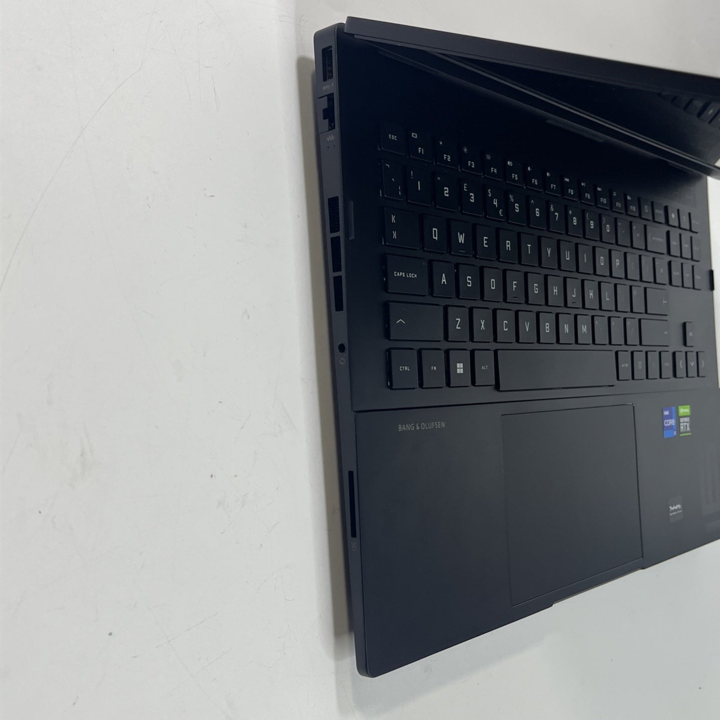 HP OMEN 16 (16-k0001sa) – Core i7-12700H 16GB RAM 1TB SSD RTX 3060. Grade A