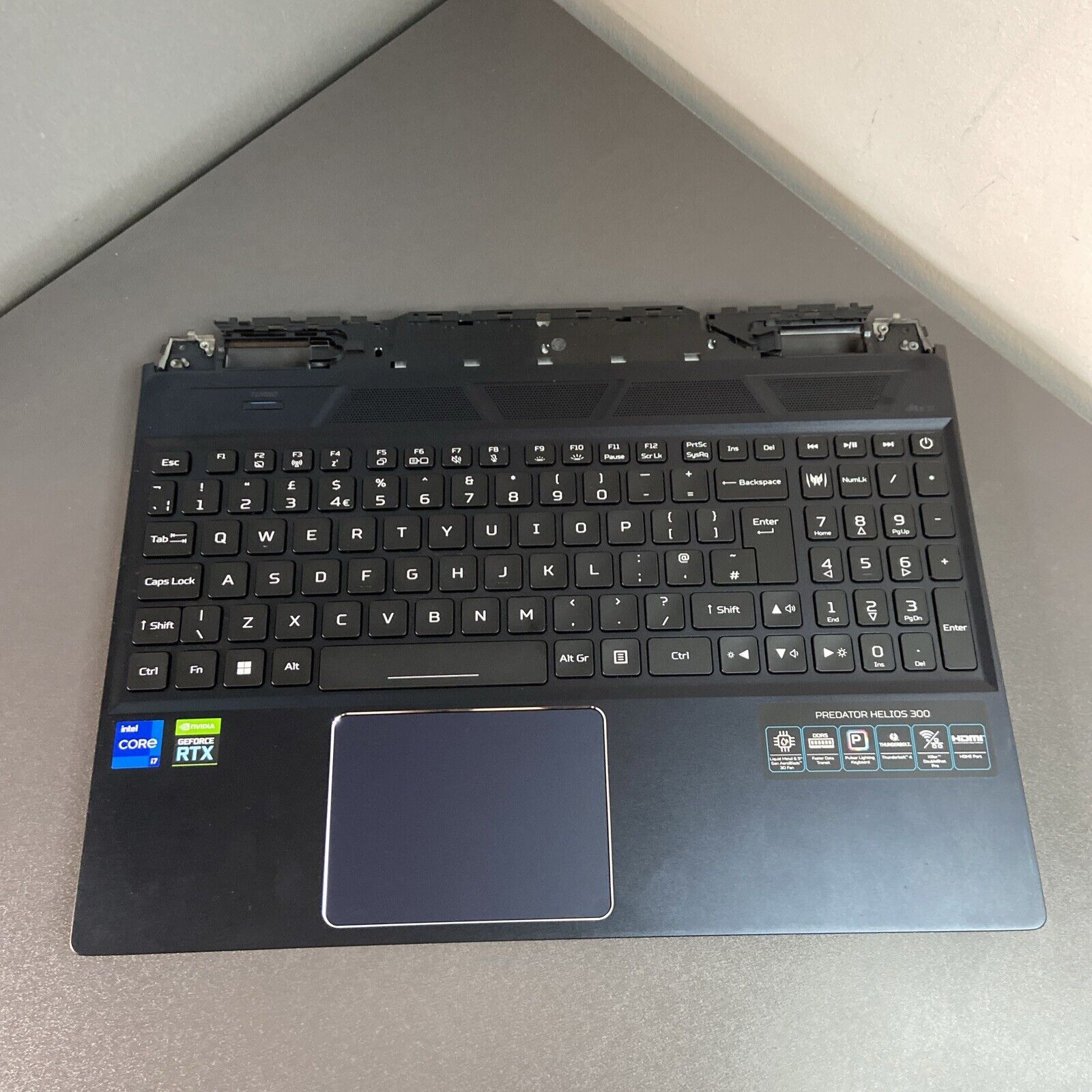 Acer Predator Helios PH315-55 Palmrest Cover UK Keyboard Black AM3MQ000510