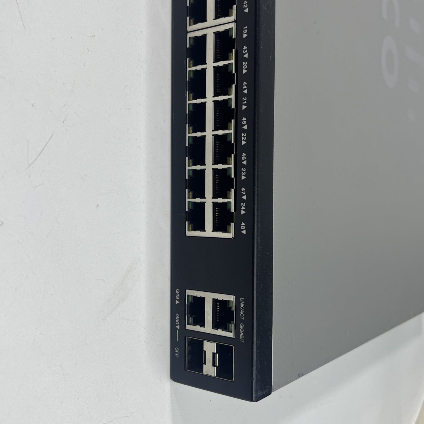 Cisco SG200-50FP 50-Port Gigabit PoE Smart Switch