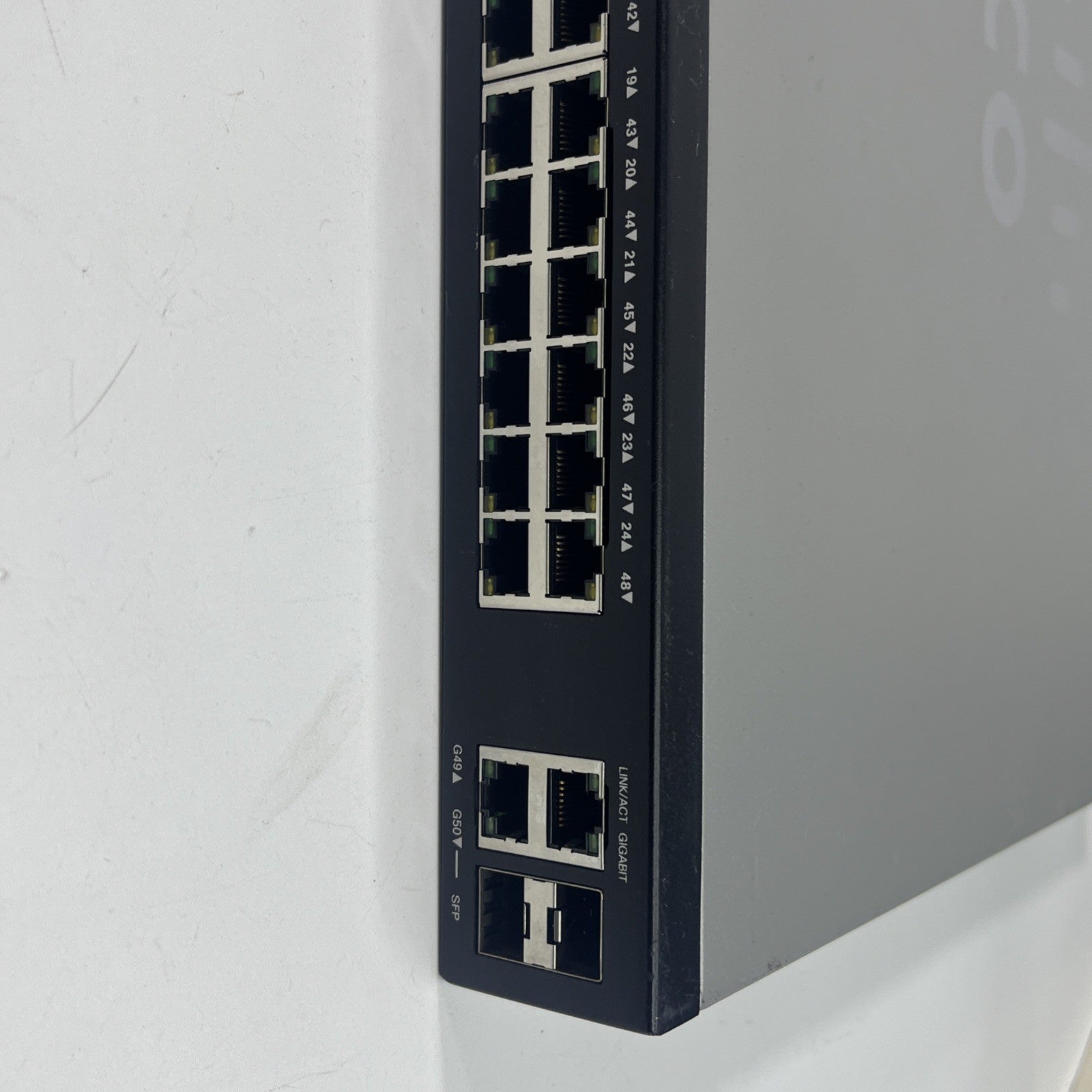 Cisco SG200-50FP 50-Port Gigabit PoE Smart Switch