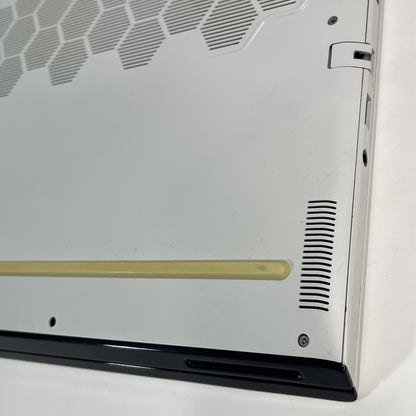 Alienware M17 R3 I9-10980HK Nvidia RTX 2070  32GB DDR4 RAM 2TB SSD Windows 11