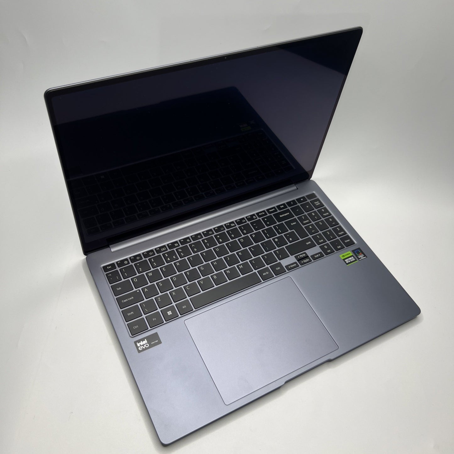 SAMSUNG Galaxy Book4 pro 16" Intel Core Ultra 7 1TB SSD 16GB AMOLED RTX 4050