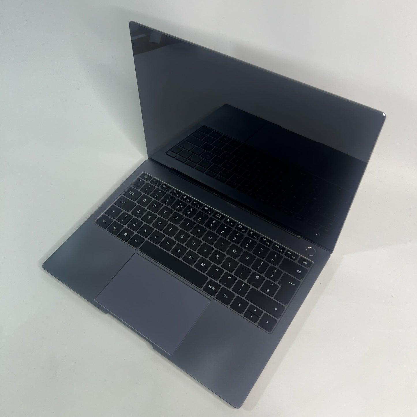 Huawei Mach-W29 Matebook X Pro Intel Core i7-8550U 512GB SSD 16GB NVIDIA MX150