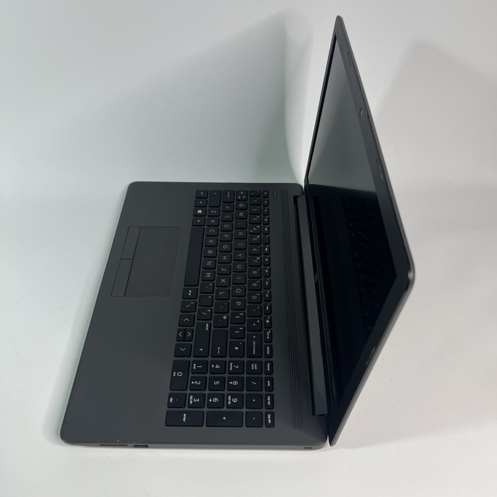 HP Notebook 255 G7 Ryzen 5-3500U 8GB RAM 256GB SSD Windows 11 Laptop.