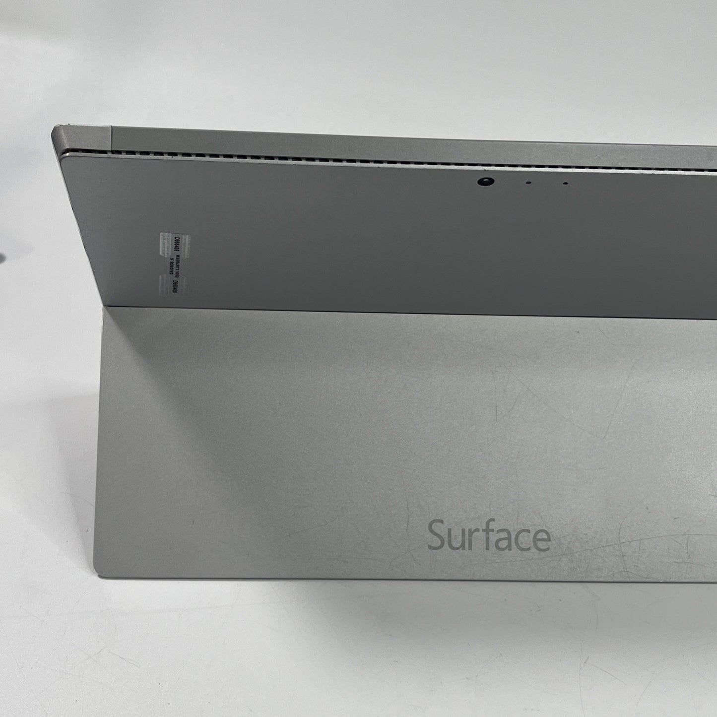 Microsoft Surface Pro 3 12” Intel i5-4300U 1.90 GHz  8GB RAM 256GB SSD Win 8 Pro