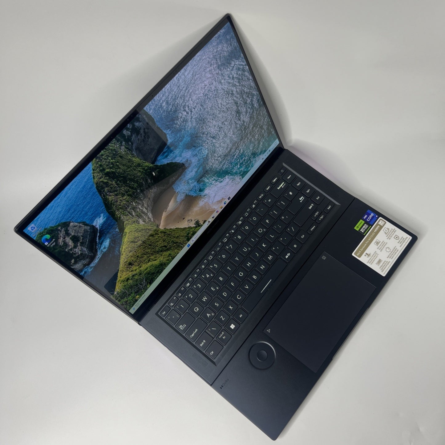ASUS Zenbook Pro 16 UX7602BZ OLED Intel Core i9-13905H RTX 4080 32GB RAM 1TB SSD
