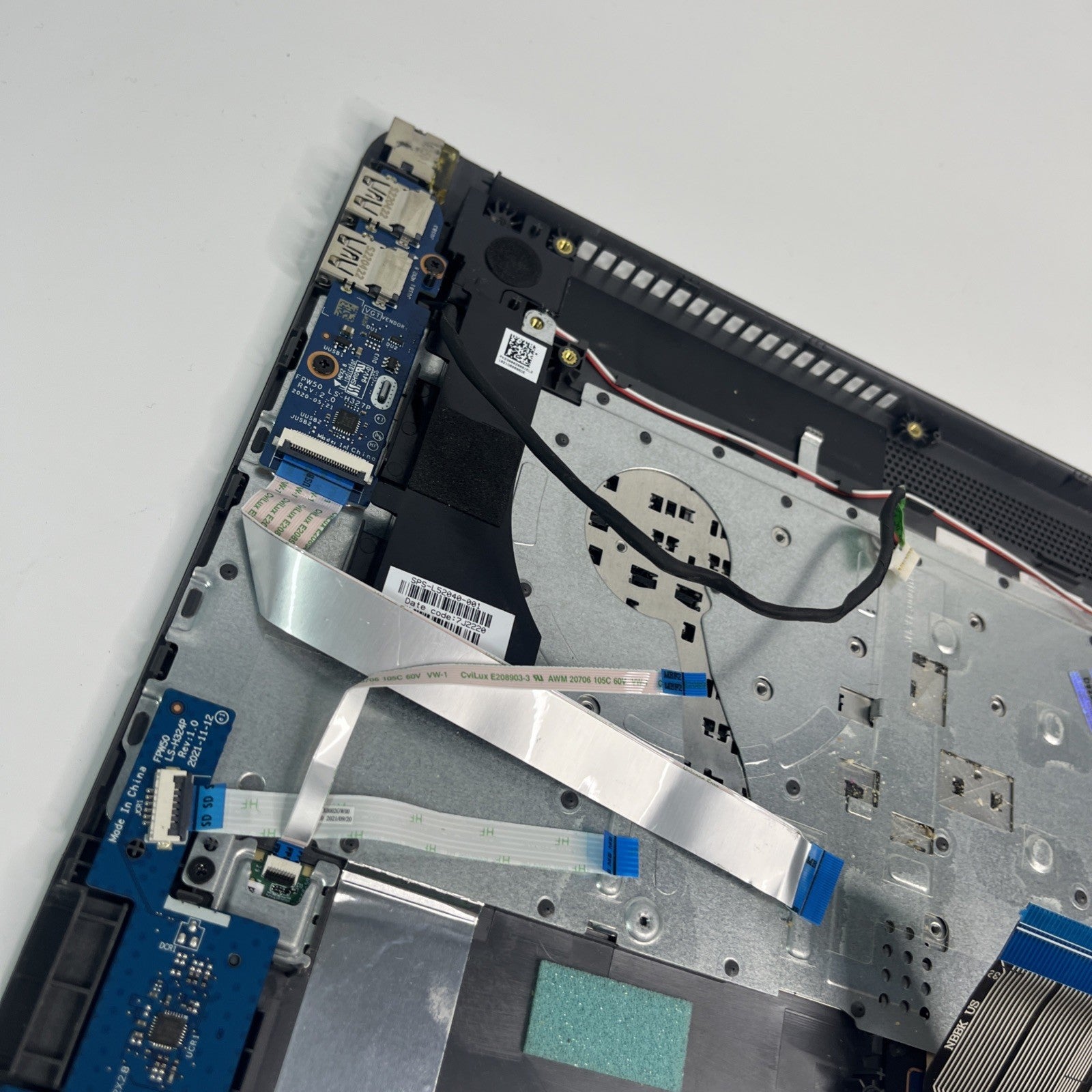 Genuine Black Hp 250 G9 Palmrest , Keyboard , Speakers & Usb Board. AP2H8000EA0