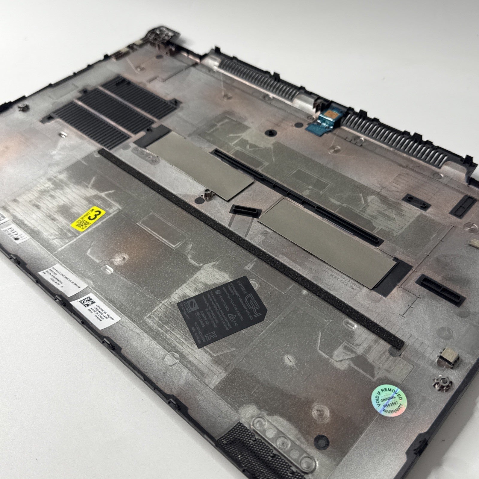 Genuine Dell Latitude 5530 Bottom Base Cover 0VKCX6 Silver