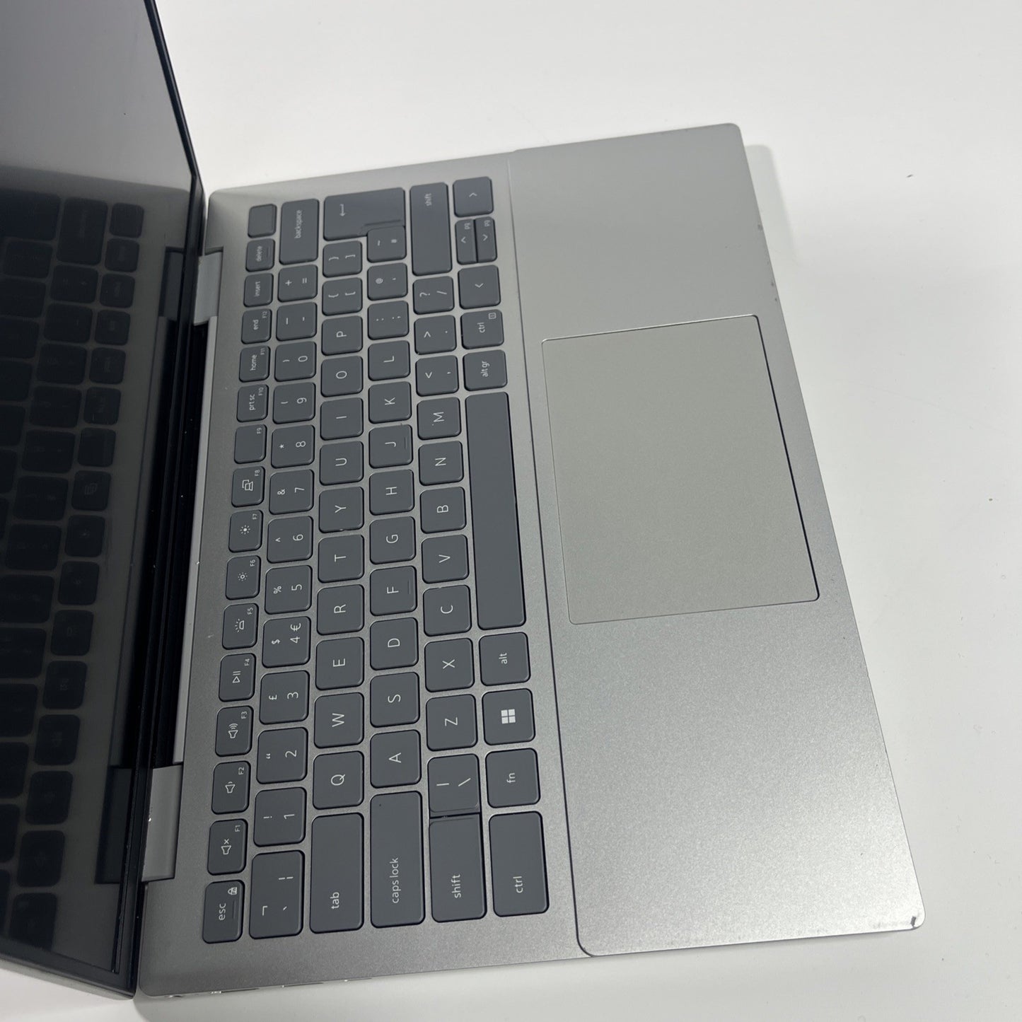 Dell Inspiron 14 5435 Ryzen 7 7730U@2.0GHz - 16GB RAM 512GB SSD - Grade B