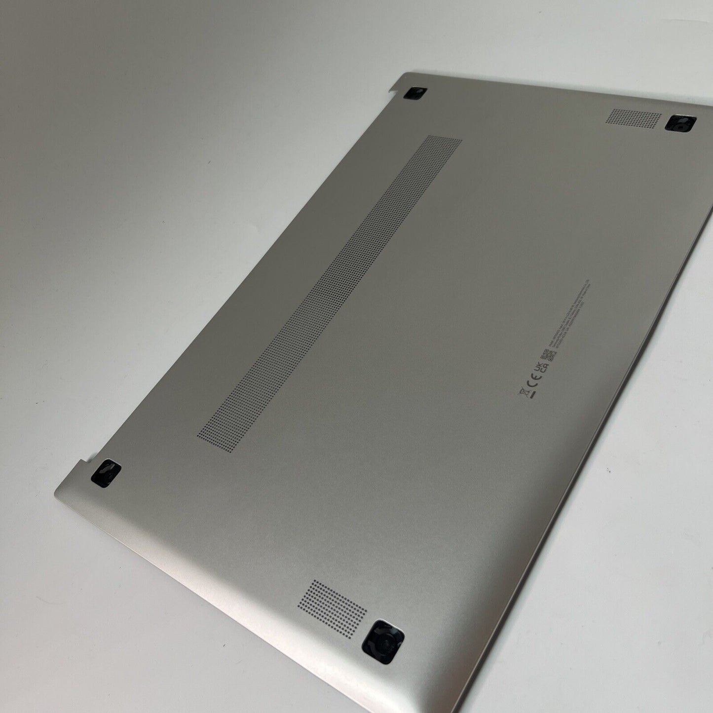 Samsung Galaxy Book NP750XED Bottom Base Case Cover Silver HQ20733111800