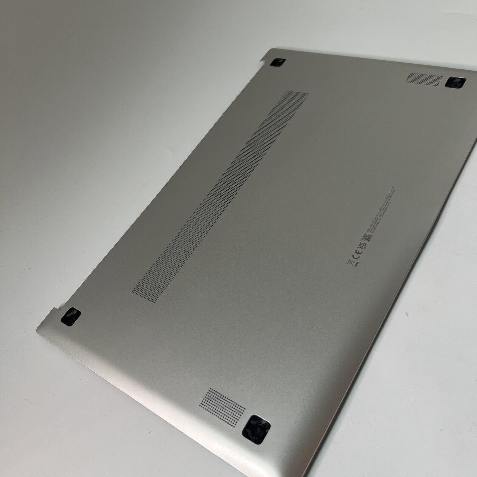 Samsung Galaxy Book NP750XED Bottom Base Case Cover Silver HQ20733111800