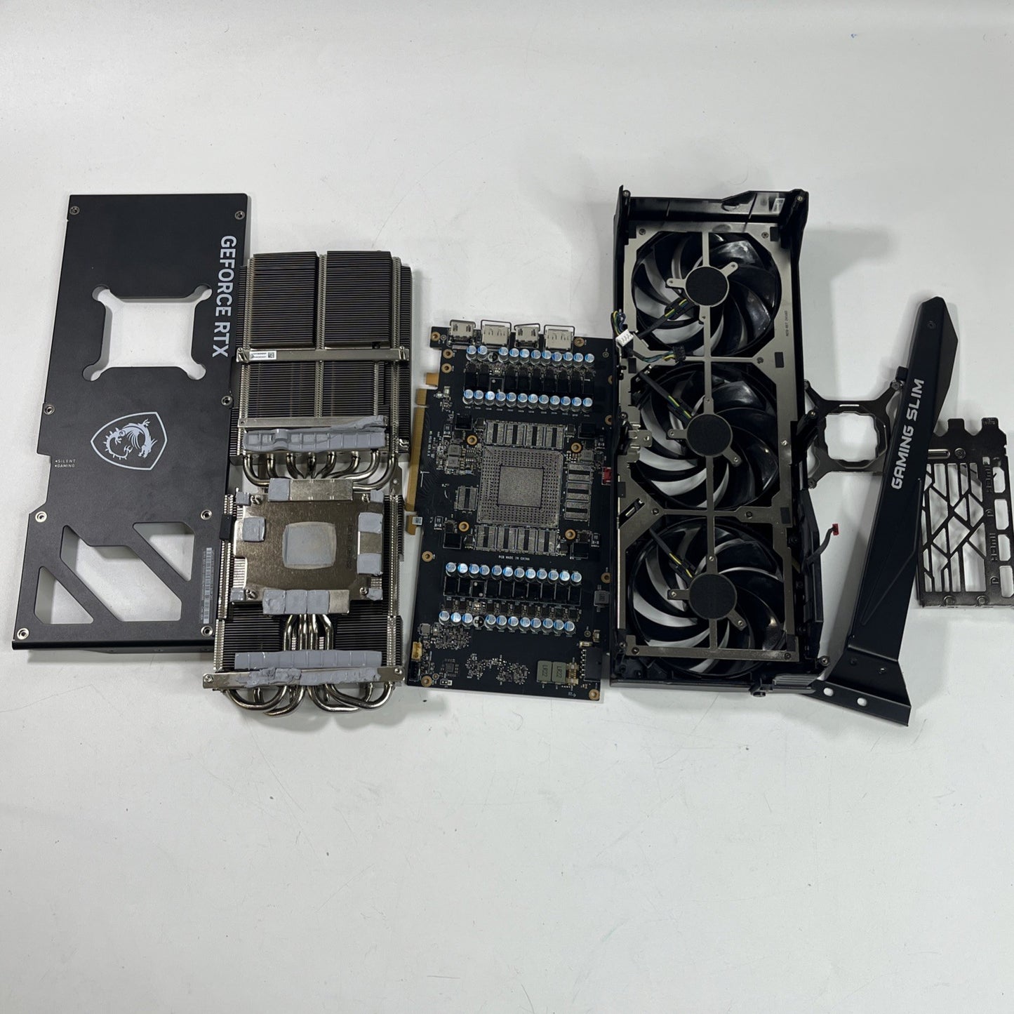 MSI GeForce RTX 4090 24 GB Black  3X Gaming X Slim GDDr6X .taken Parts