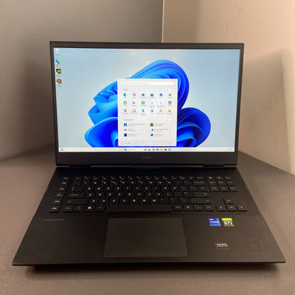 HP Omen 17-ck1502na Core i7-12700H 16GB 512GB SSd RTX 3060 17.3” Gaming Laptop