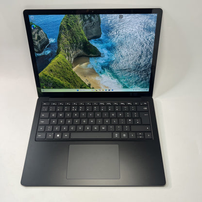 Microsoft Surface Laptop 5 13.5" Touchscreen Intel i7-1265U 8GB RAM 256GB SSD