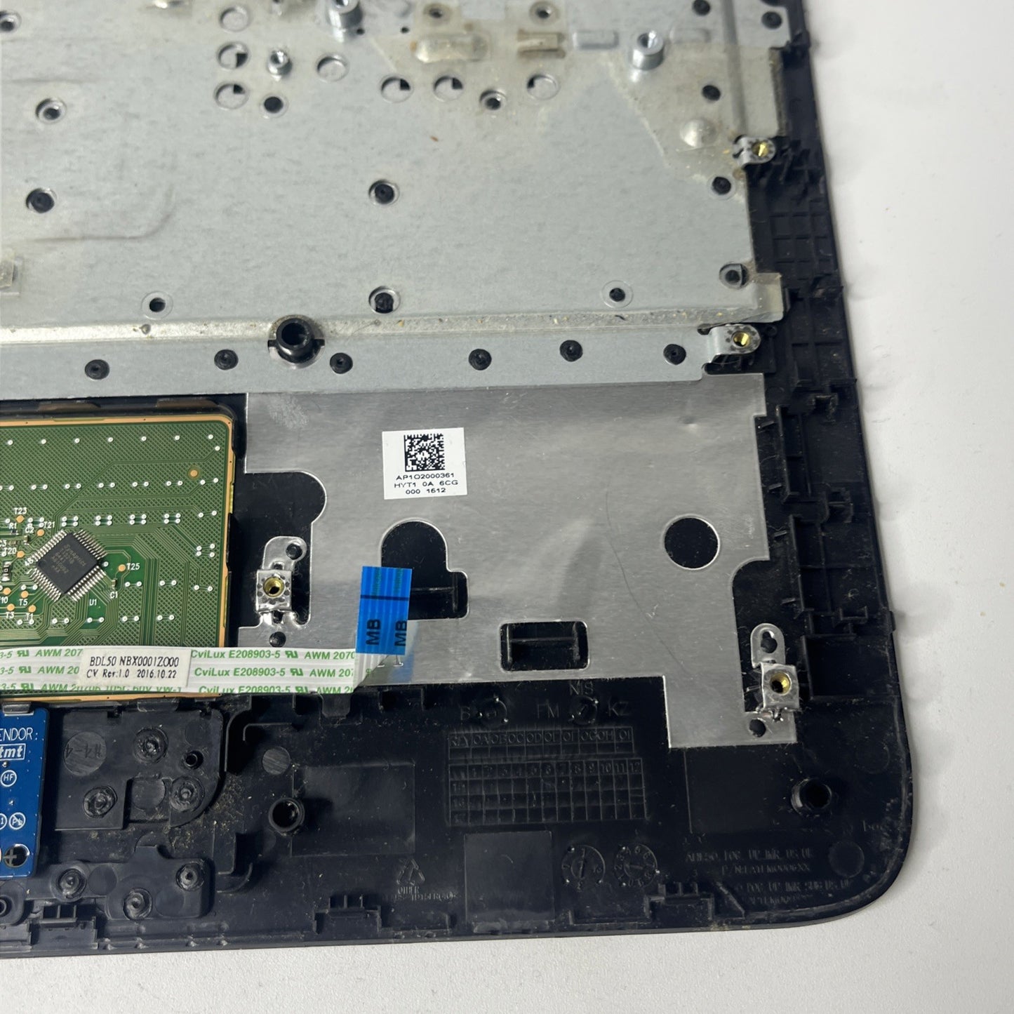 Genuine Silver HP 255 G5 Notebook Palmrest Keyboard And Touchpad.