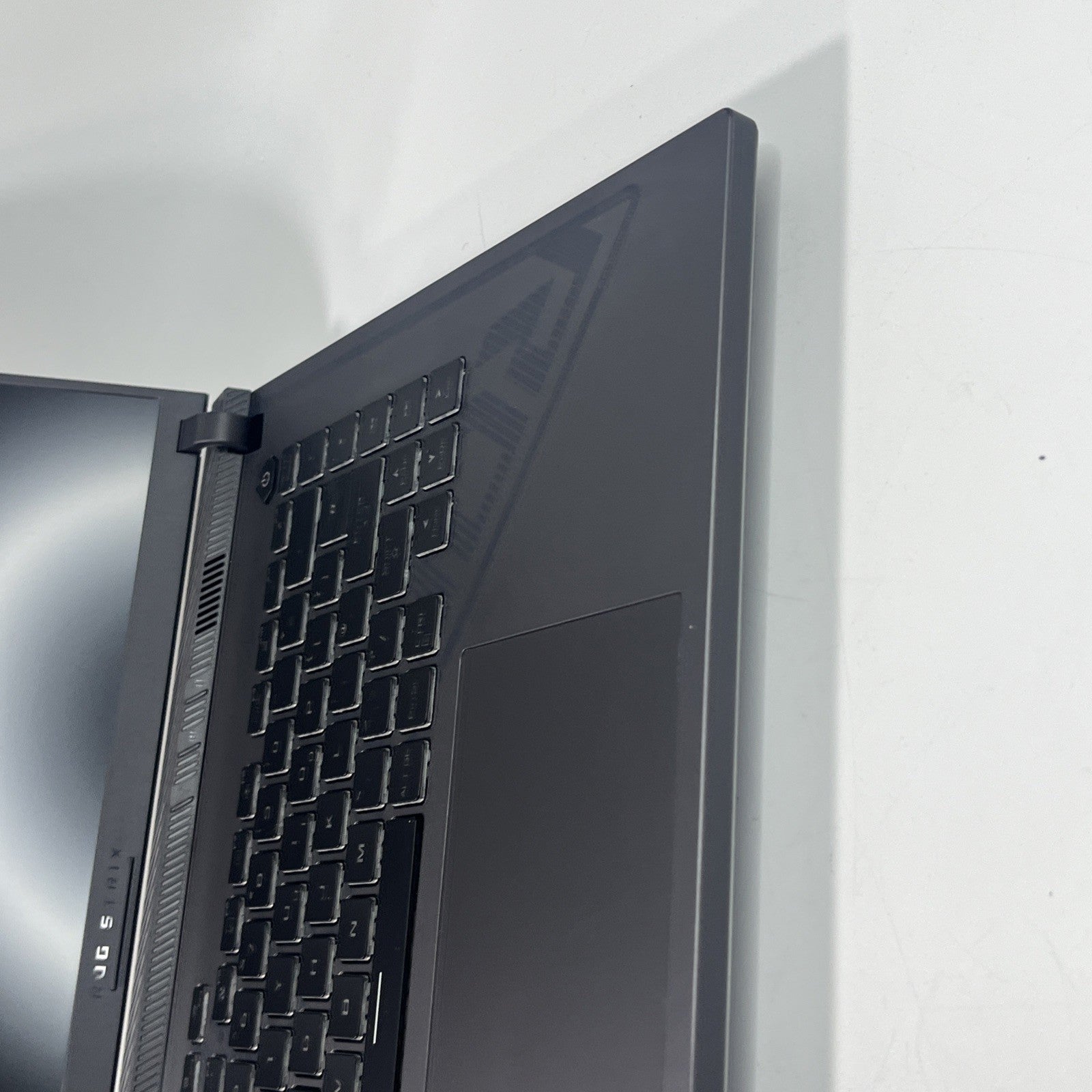 ASUS Rog Strix G614JV 16” Core i7-136501HX 16GB RAM 1TB SSD RTX 4060 Grade A