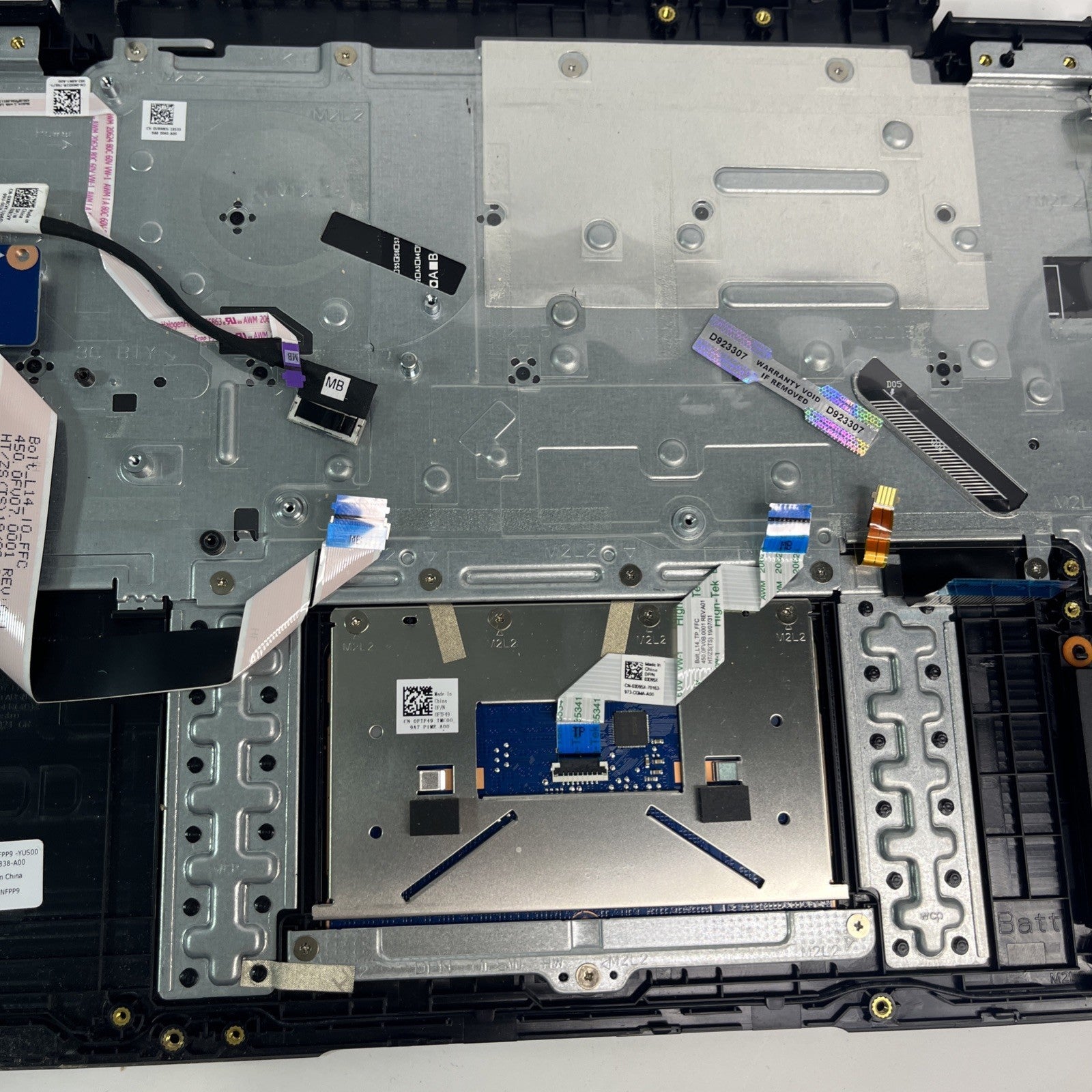 Genuine Black Dell Latitude 3400 Palmrest, Usb-board & Speakers Cn-0nfpp9-yus00