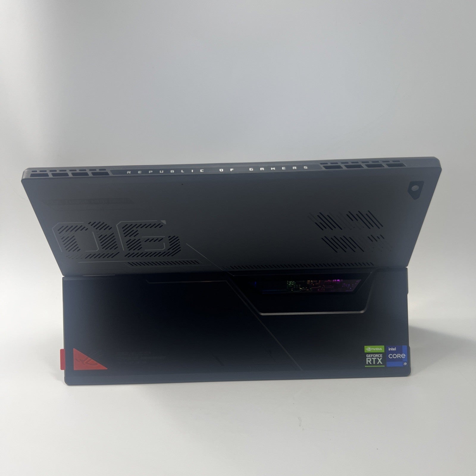 Asus ROG Flow Z13 Convertible 13.4" Laptop Core i9 16GB RAM 1TB SSD RTX 3050 Ti