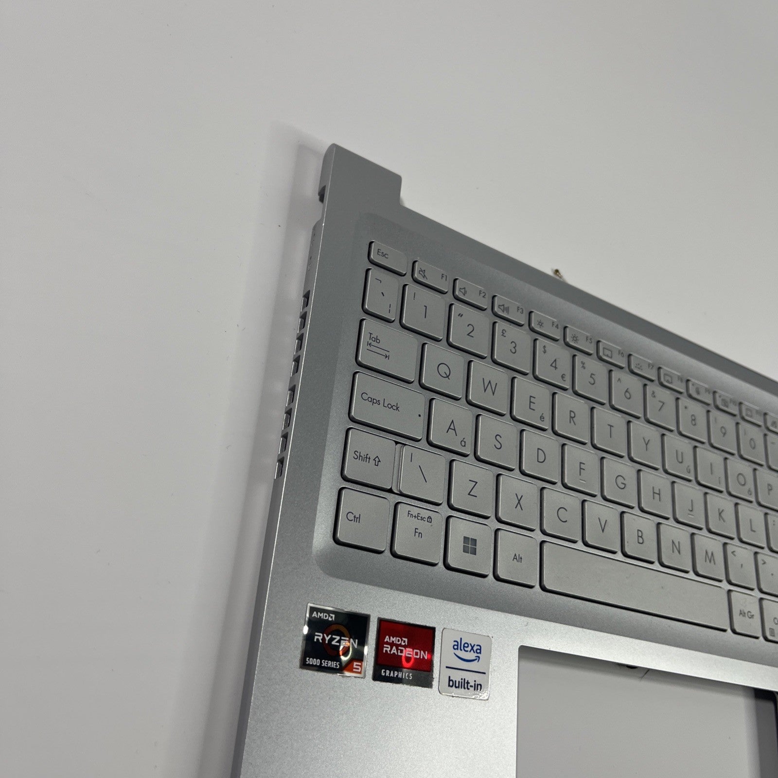 Genuine Silver ASUs vivobook 16 m1603QA palmrest And Keyboard 13N1-FBM0311