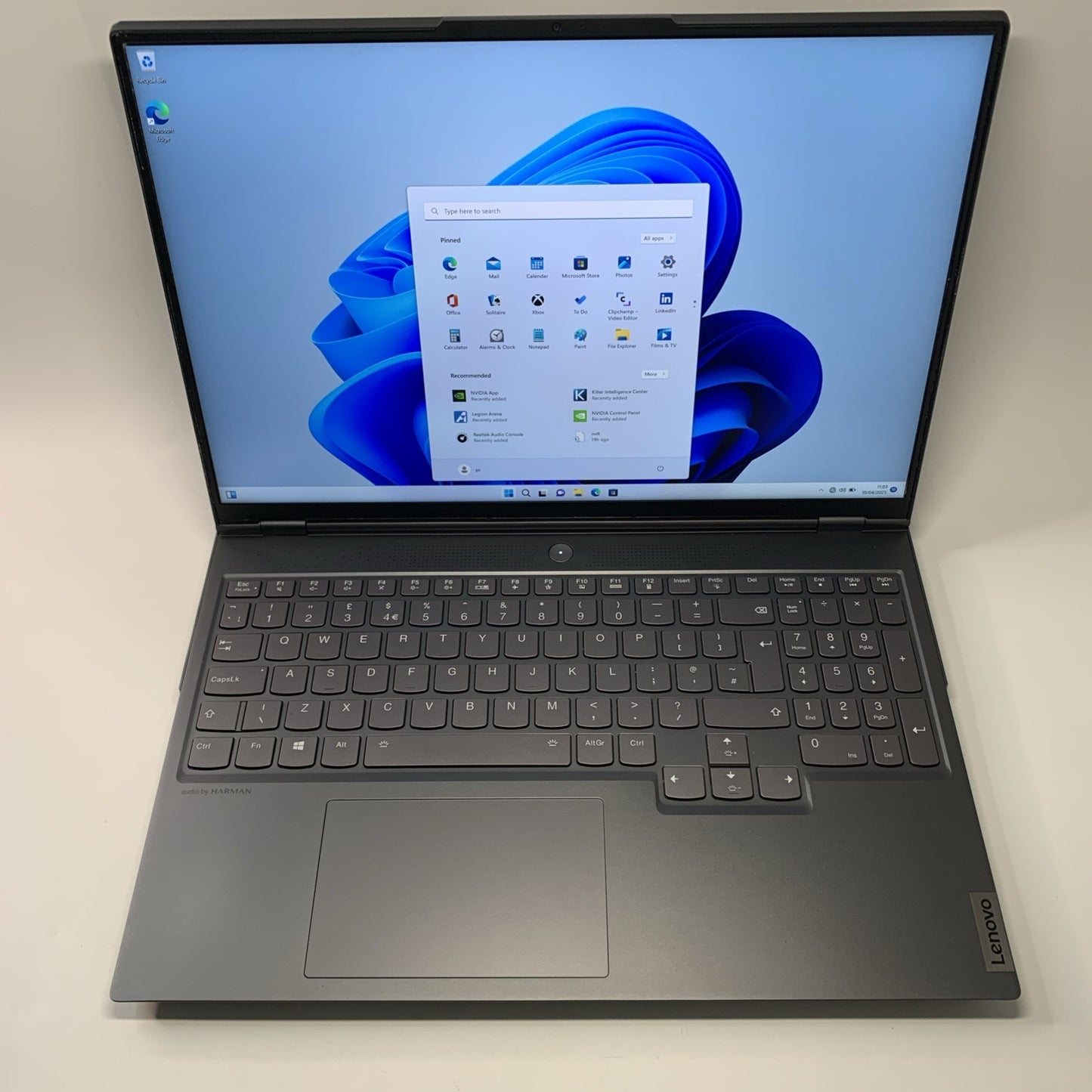 Lenovo Legion 7  16ACHg6 AMD Ryzen 7 5800H 256GB SSD 16GB RAM RTX 3060 Win 11