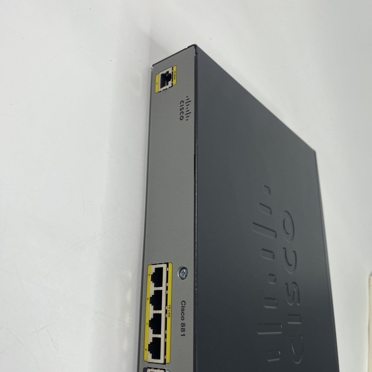 CISCO 881 Router IP Services Ethernet 800 Series