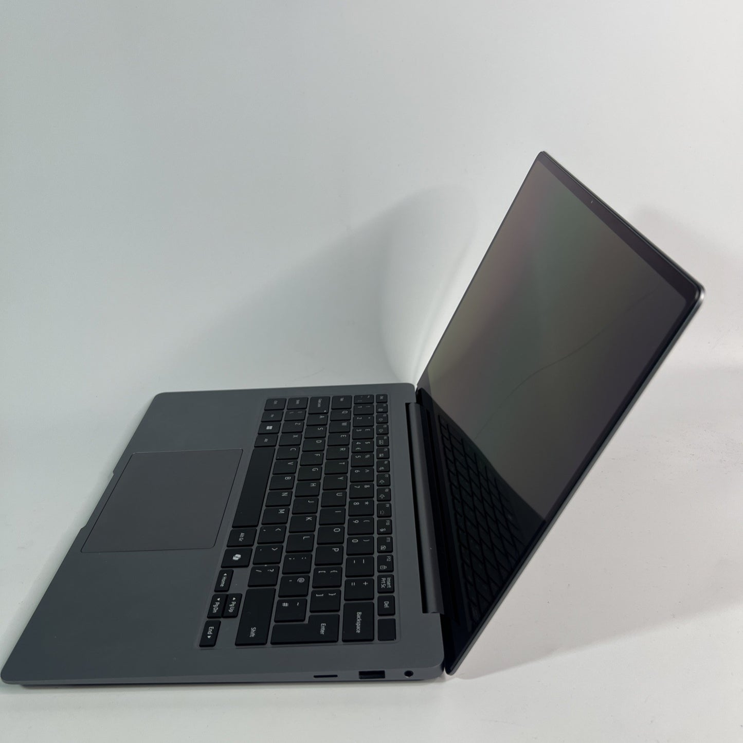 Samsung Galaxy Book 5 ProNP944XHA – Ultra 7 258V – 32GB RAM – 512GB SSD Warranty