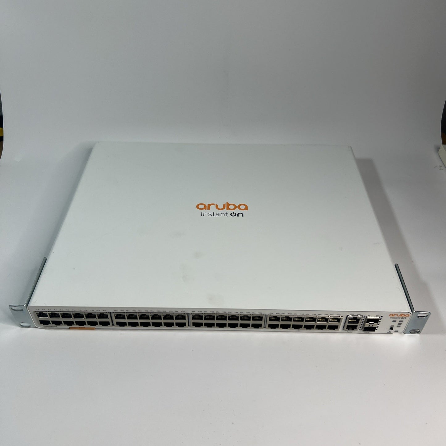 HP ARUBA  J808A / JL808-6001 Instant on 1960  48 Port Gigabit Managed Switch